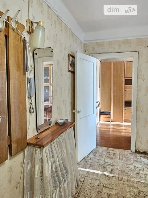 Продаж 2к квартири 47 кв. м на просп. Воскресенський 18Б • I