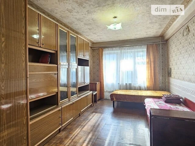Продаж 2к квартири 47 кв. м на просп. Воскресенський 18Б • I