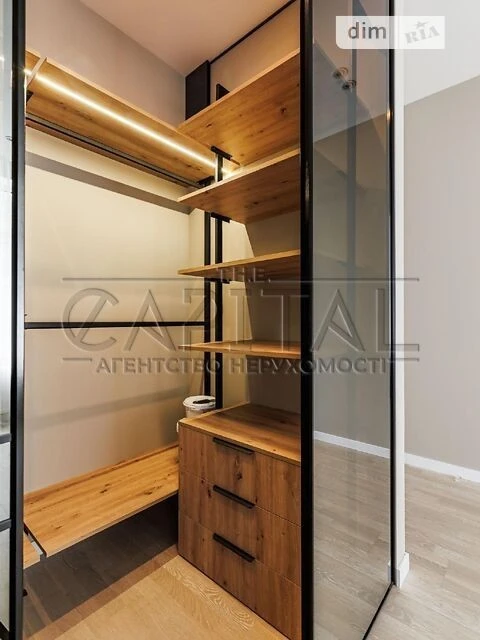 Продаж 3к квартири 84 кв. м на вул. Андрія Верхогляда 15-Б •