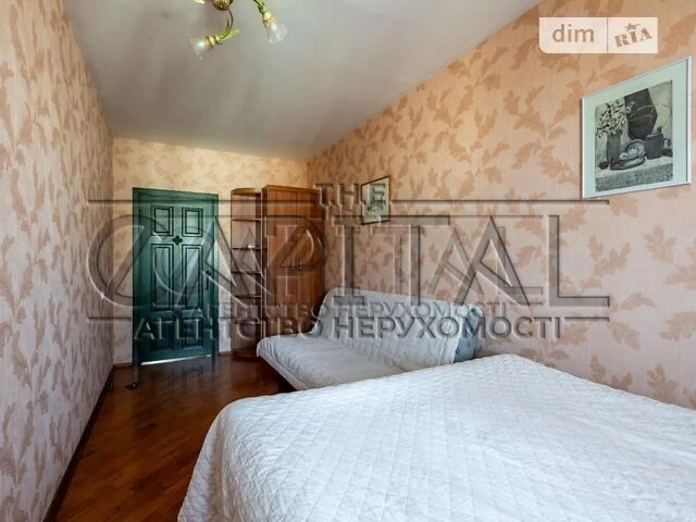 Продаж 3к квартири 200 кв. м на вул. Костянтинівська 10А • I