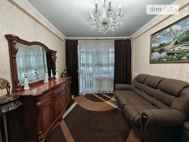 Продаж 2к квартири 45.7 кв. м на вул. Родини Глаголєвих 12А