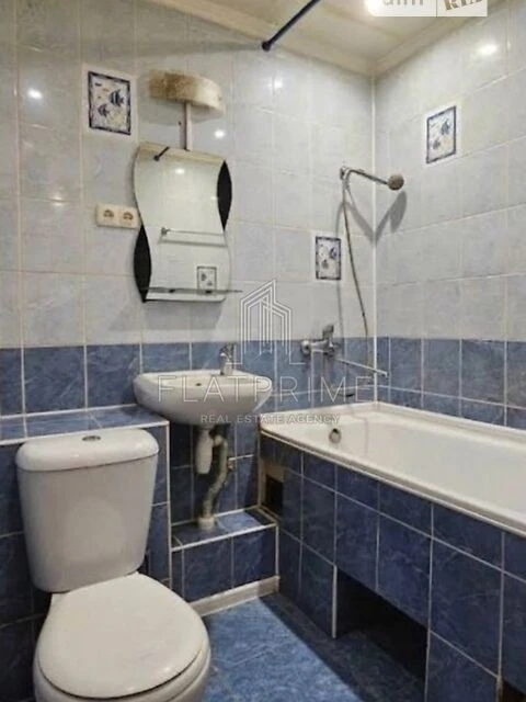 Продаж 2к квартири 43.27 кв. м на вул. Академіка Шалімова 44