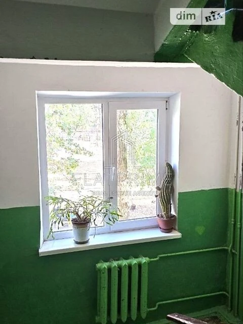 Продаж 2к квартири 43.27 кв. м на вул. Академіка Шалімова 44