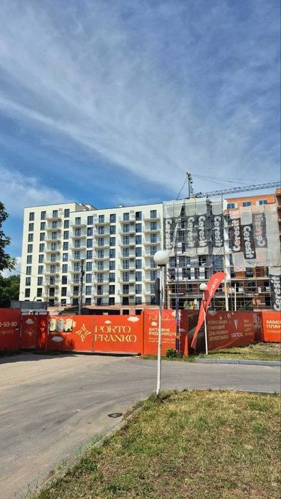 Apartment for sale in the PORTO FRANKO residential complex.