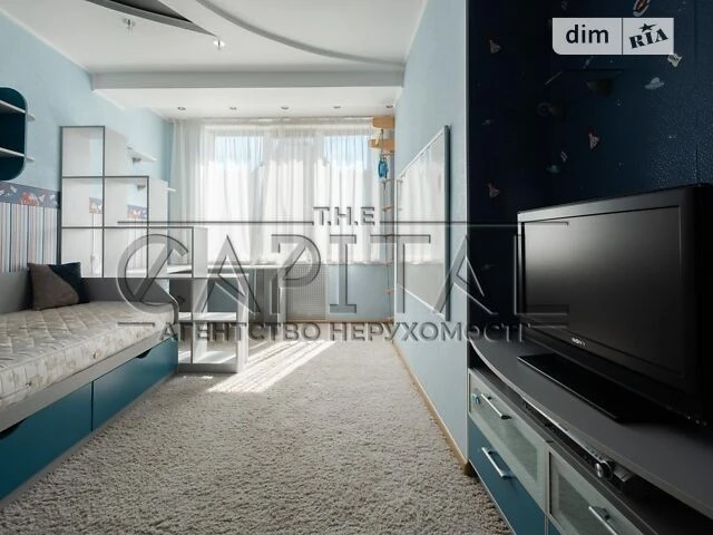 Продаж 3к квартири 101.1 кв. м на наб. Дніпровська 1А • ID 3