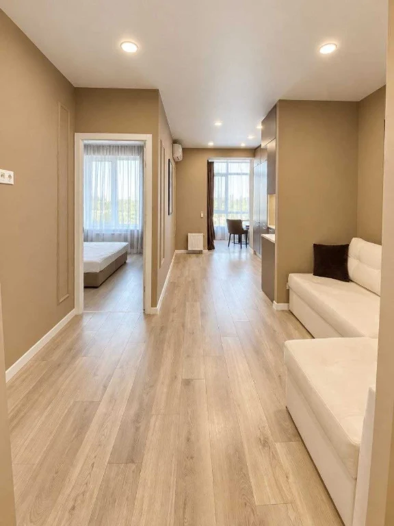 Продам 2 к квартиру 48,5 м² з ремонтом ЖК Хмельницький