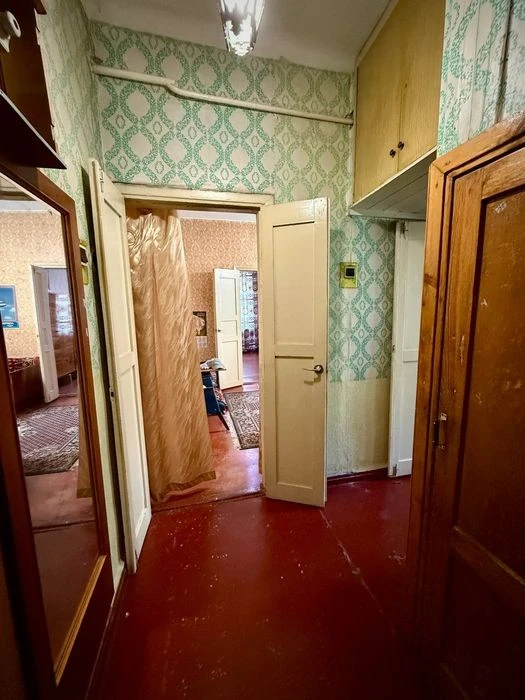 Продам трикімнатну квартиру вул Авіаційна, район Мазепи