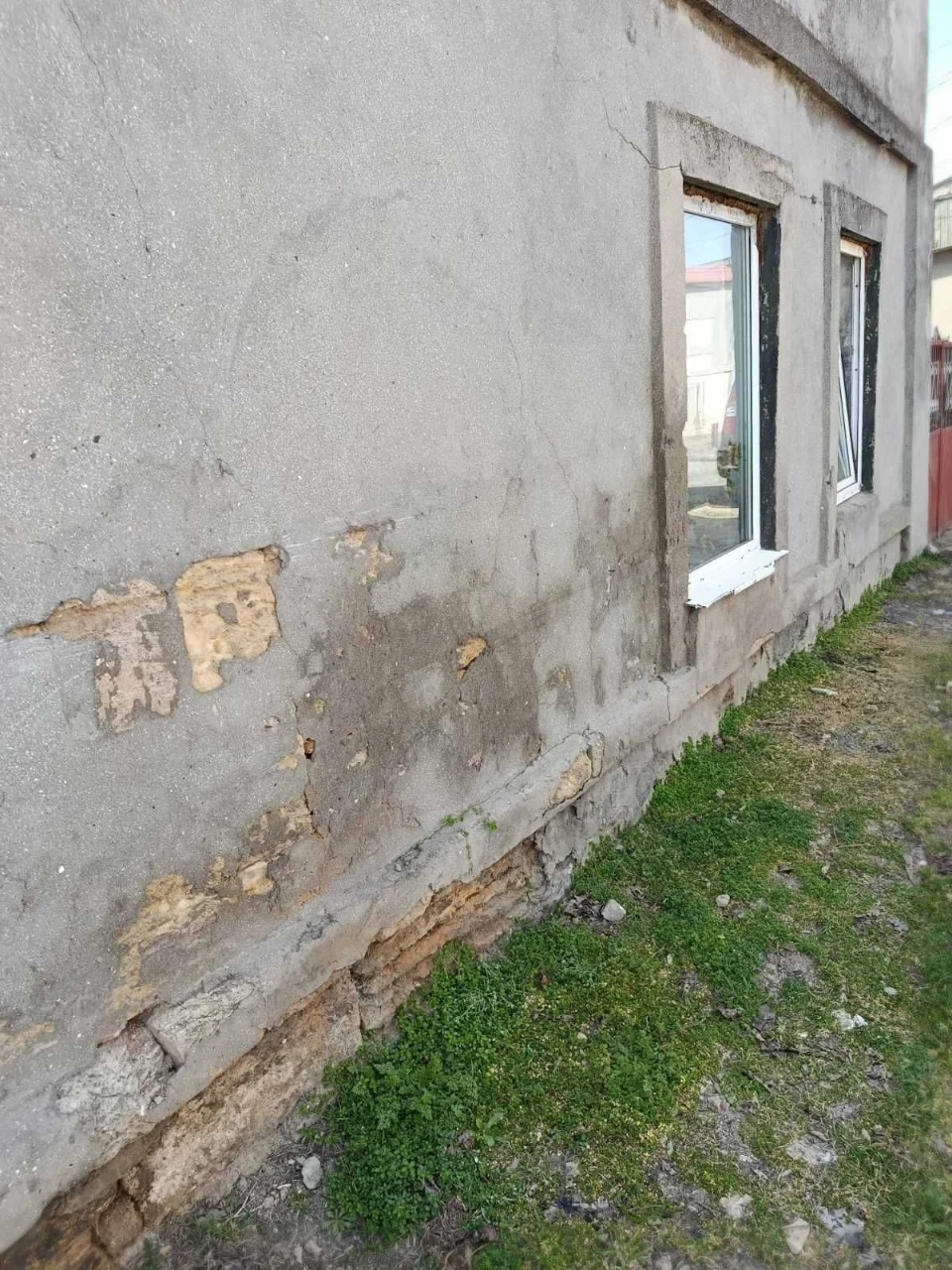 Продам  будинок  з  присройками  під бізнес.