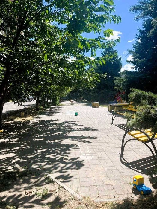 Продам 2-комнатную квартиру ЖК Скала, район 12 Квартал, Терра