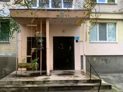 Квартира. Київ, Мілютенка вул.