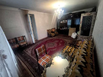 Apartment. Kyiv, Laboratornyi Lane.