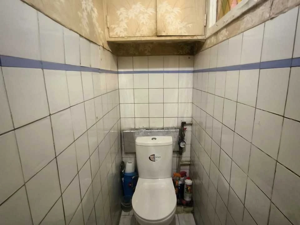 Apartment. Kyiv, Laboratornyi Lane.