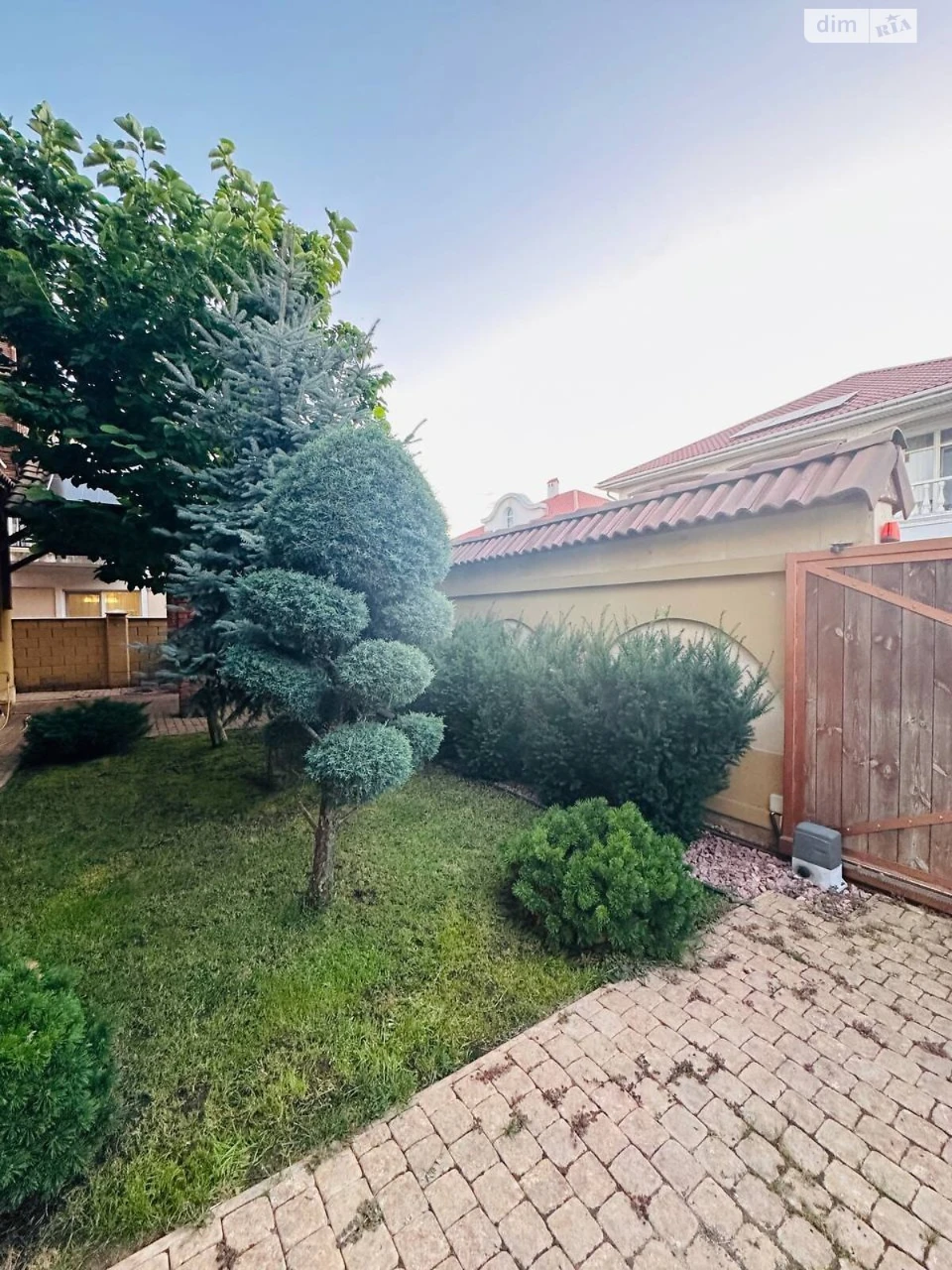 House for sale Sauvignon