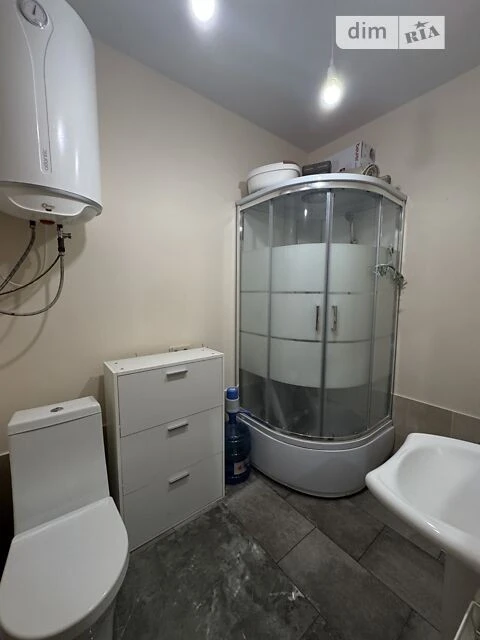 Продаж 1к квартири 42 кв. м на вул. Михайла Максимовича 24Б