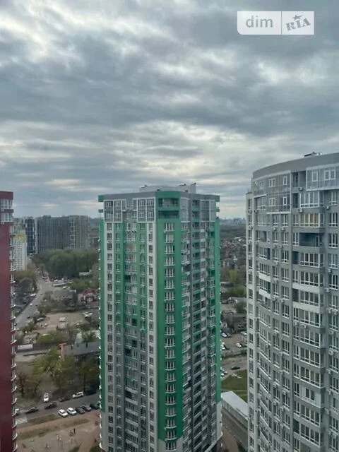 For sale 1-room apartment 32 sq. m. on Kakhovska Street 62A • ID 34582