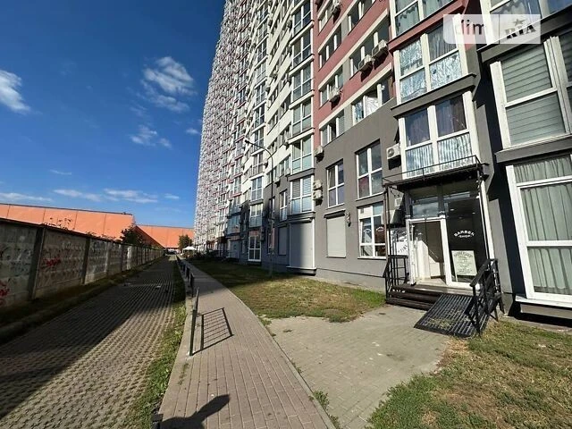 Продаж 2к квартири 76 кв. м на вул. Драгоманова 2Б • ID 3491