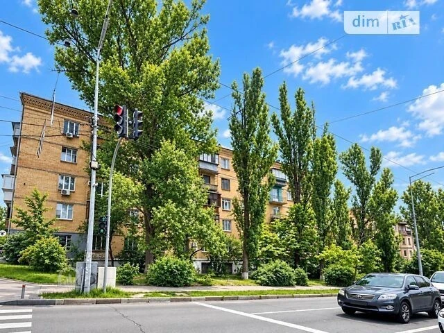 Продаж 2к квартири 56 кв. м на вул. Михайла Бойчука • ID 349