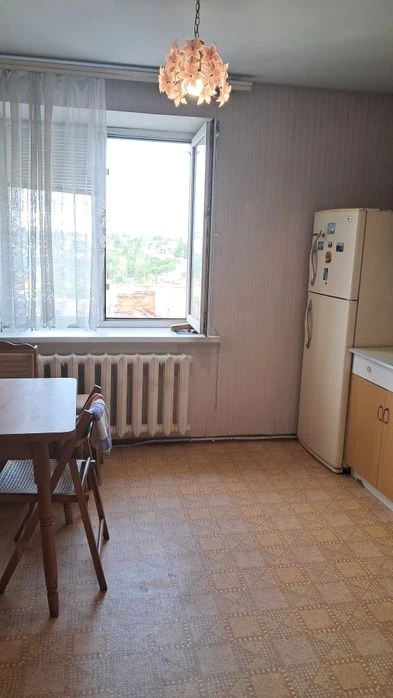 Продам однокомнатную квартиру в центре.