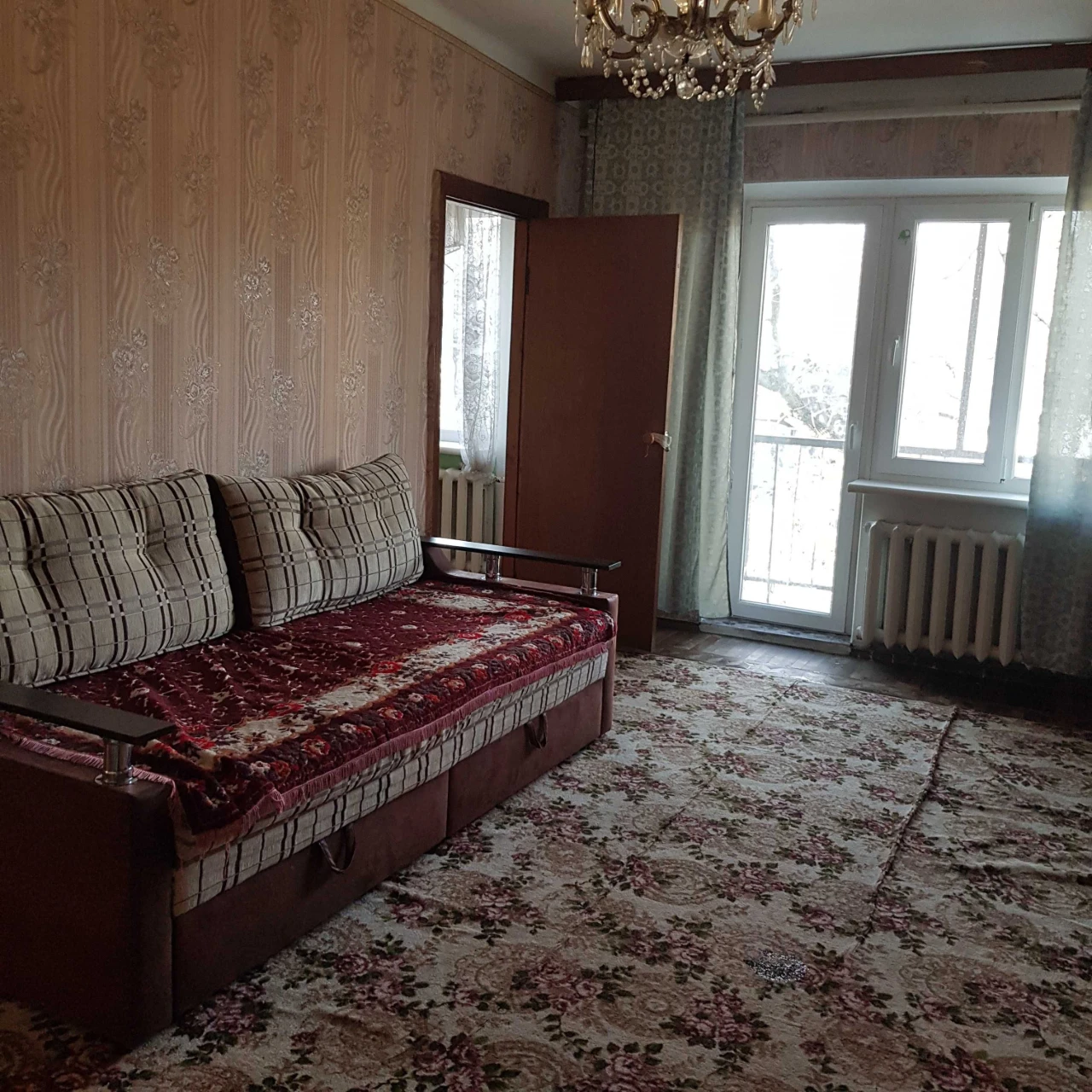 Продам свою 3 кімнатну квартиру в районі Соборної площі