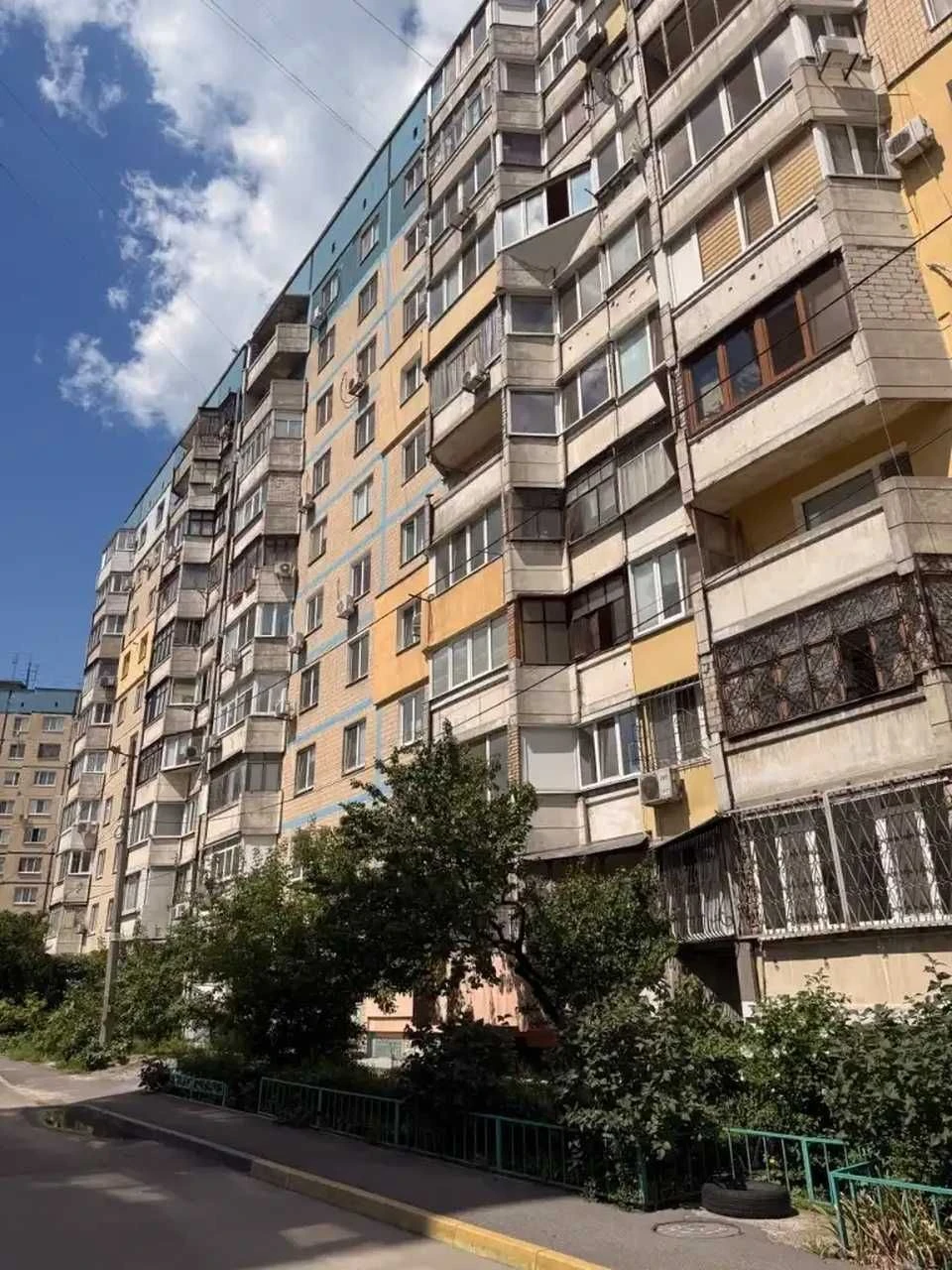 Продам 3-к квартиру на Беляева, ж/м Фрунзенский / Каменский