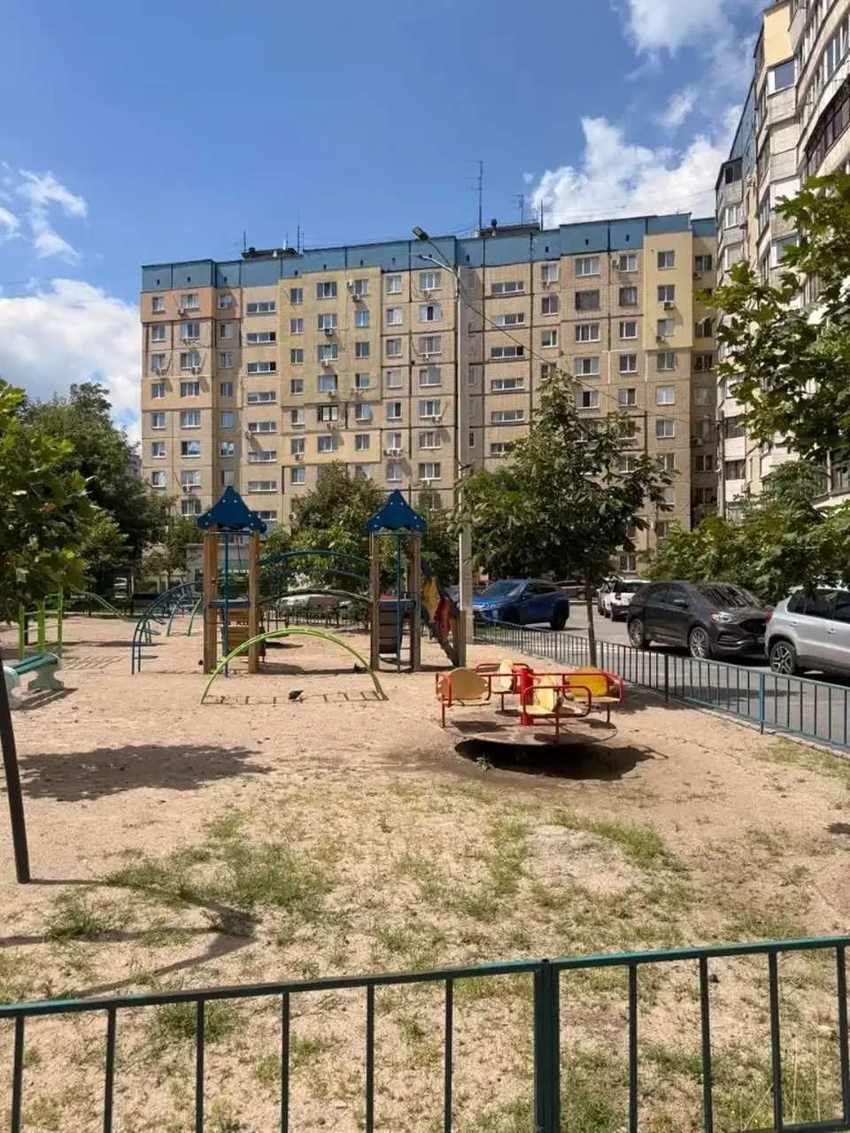 Продам 3-к квартиру на Беляева, ж/м Фрунзенский / Каменский