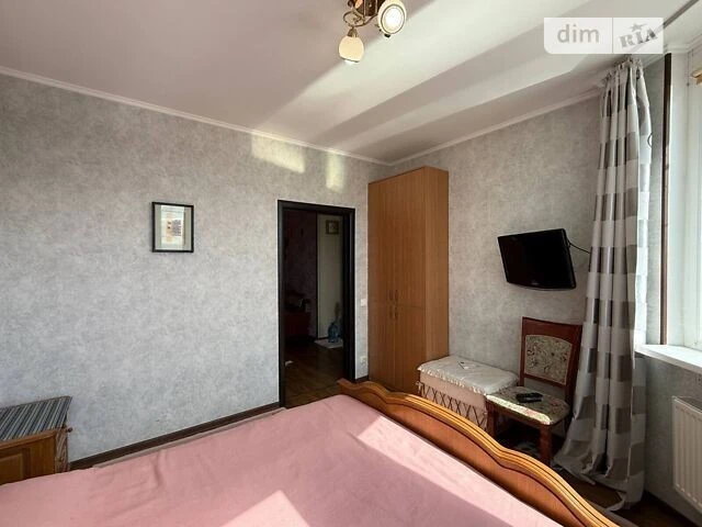 For sale 2-room apartment 60 sq. m on Kharkivske highway 19 • ID 34585