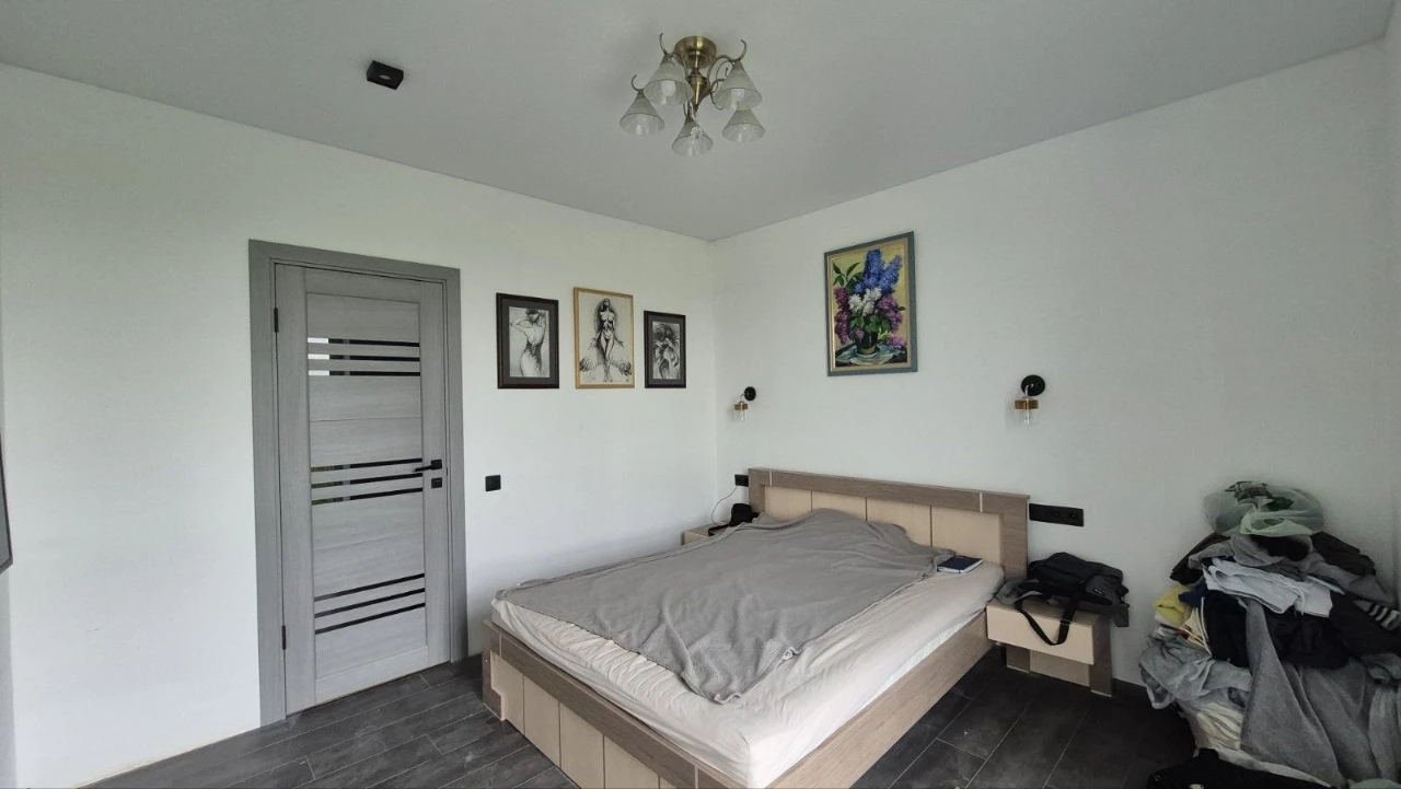 Продаж 2к квартири з терасою