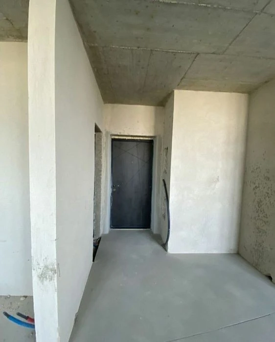 Selling 1-room apartment 40 sq. m. Dniprovska Mriya residential complex. St. S