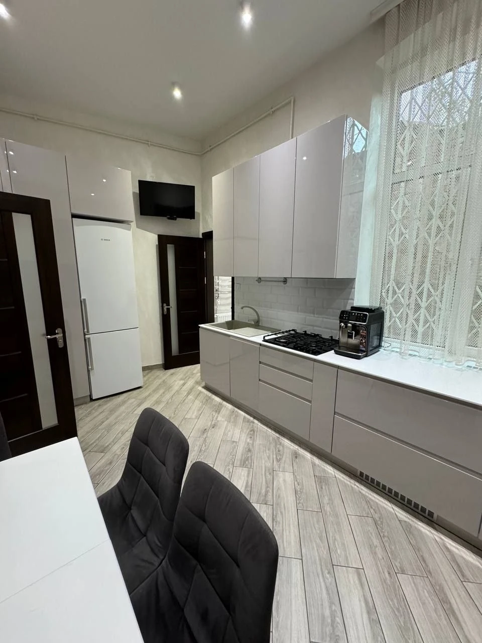 Продаж 3-кімнатної квартири в центрі,  вул.Франка