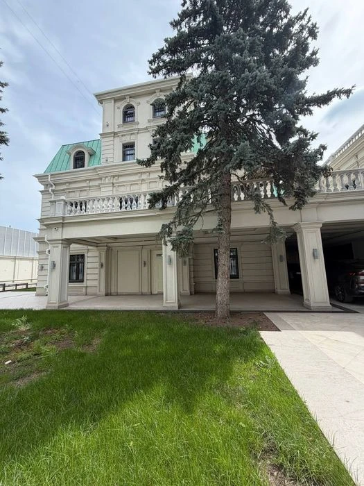 Продам дом в приморском районе в Одессе .