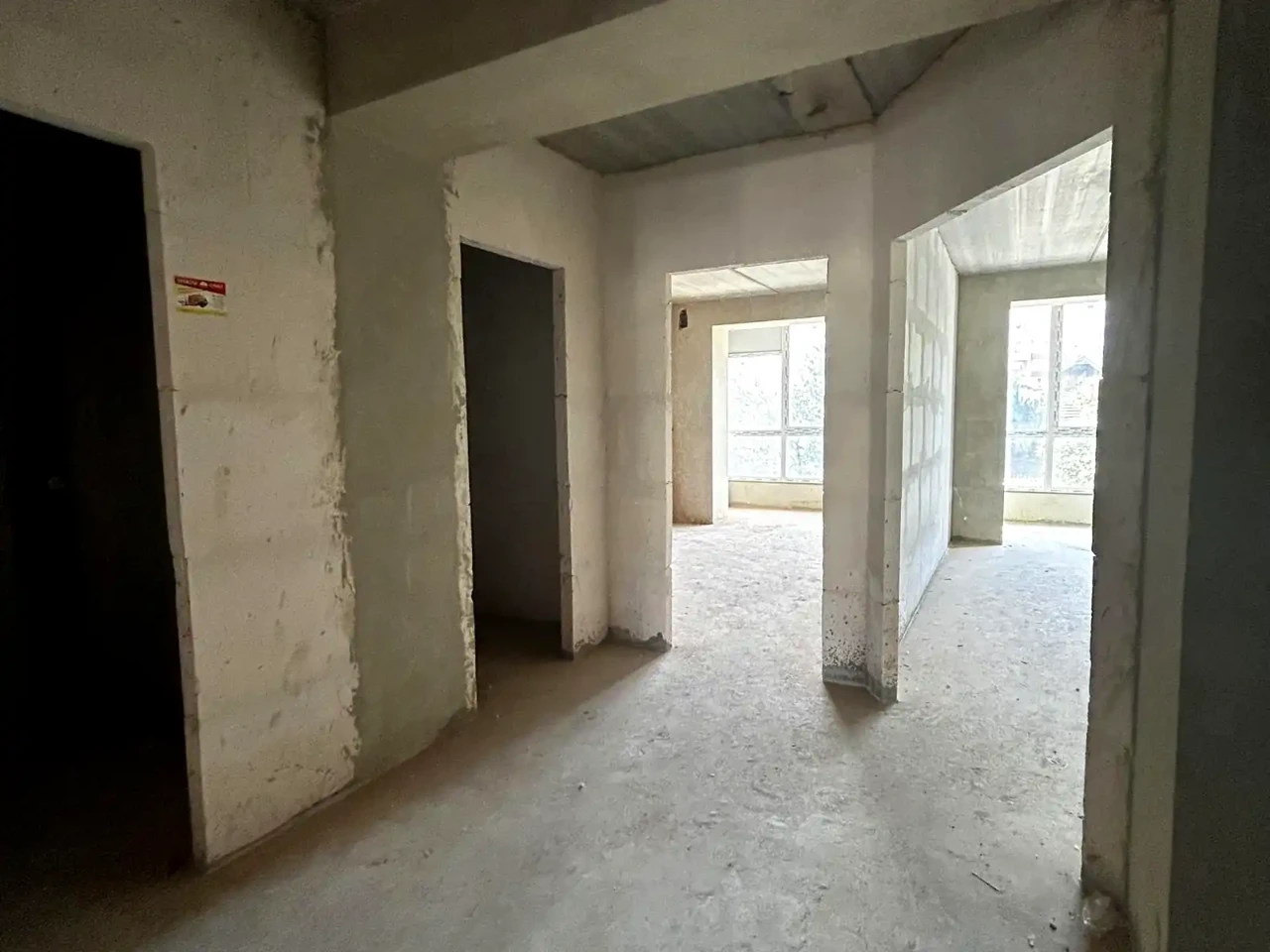 Продаж квартири 3-кімн. 88.6 м² 3/14 пов.