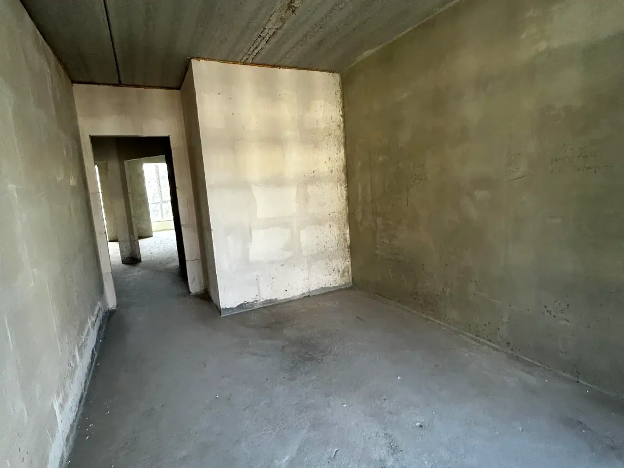 Продаж квартири 3-кімн. 88.6 м² 3/14 пов.