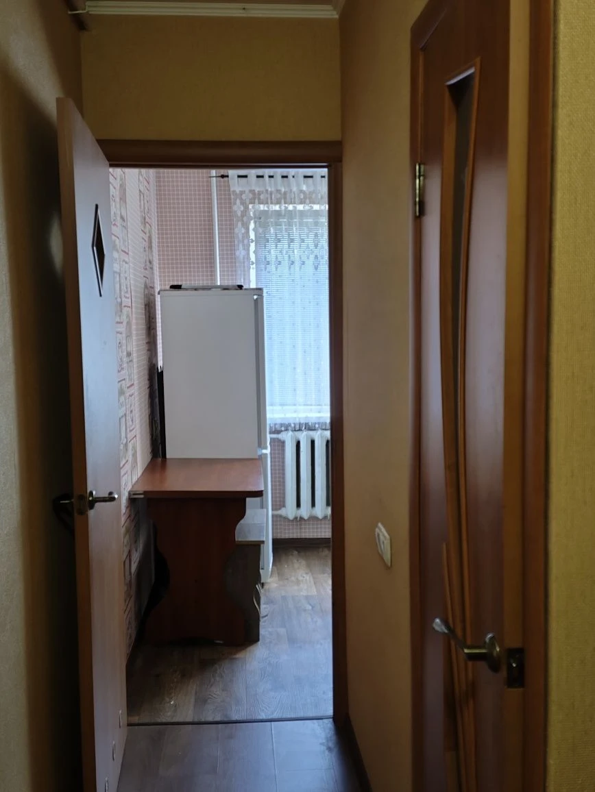 Продам 1 кімнатну квартиру в центрі