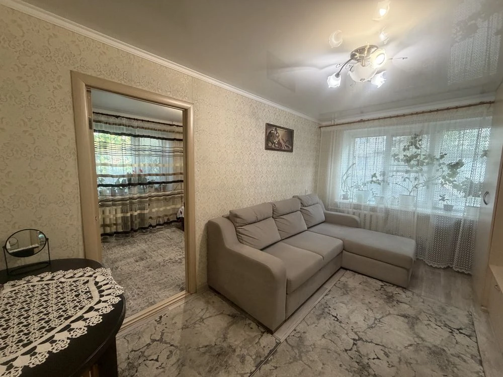 Продажа 3 комнатной квартиры в Корабельном районе