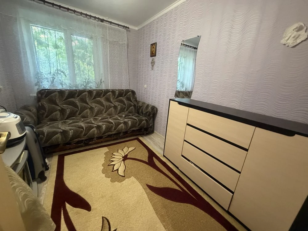 Продажа 3 комнатной квартиры в Корабельном районе