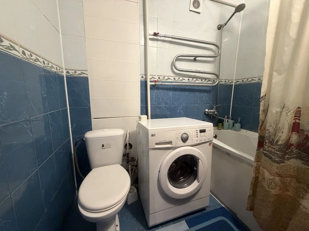 Продажа 3 комнатной квартиры в Корабельном районе