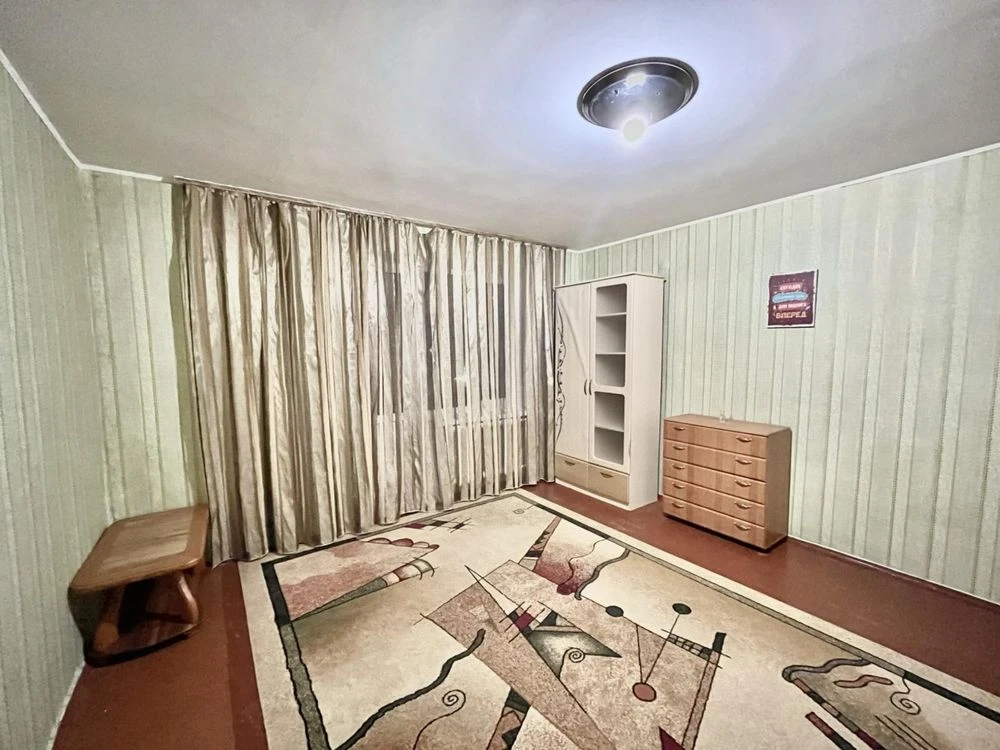 Продаю 1 к квартиру Озерна Намив