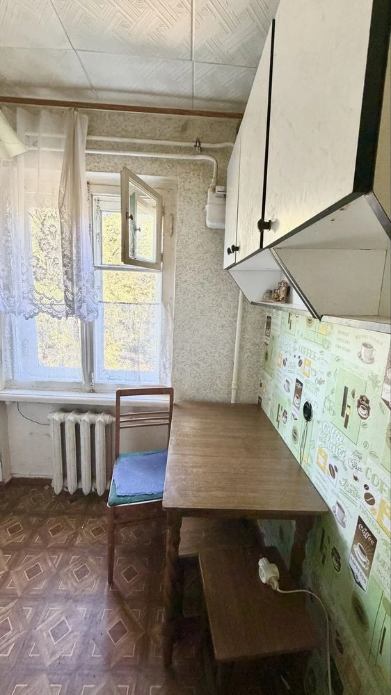 Продается 3-х комнатная квартира в районе Красного моста