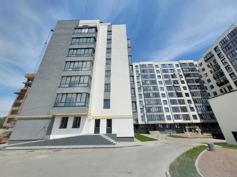 Продаж 2к Довга 62м 4/10ц  90тис новобуд котел здача 4кв.202