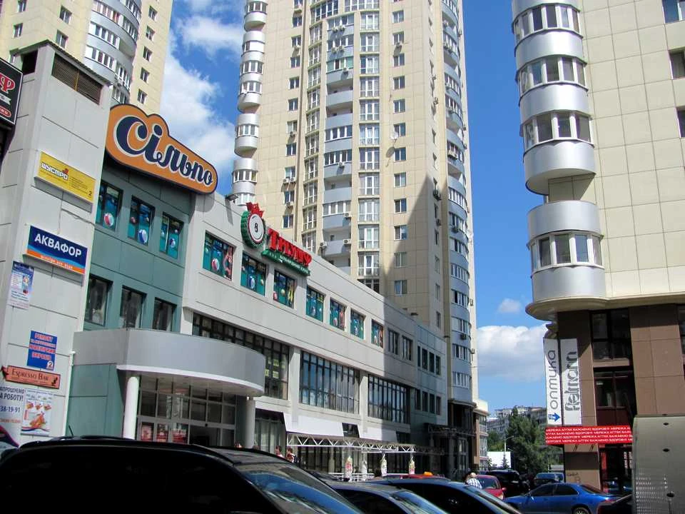 Квартира. Київ, Миколи Руденка бульв.