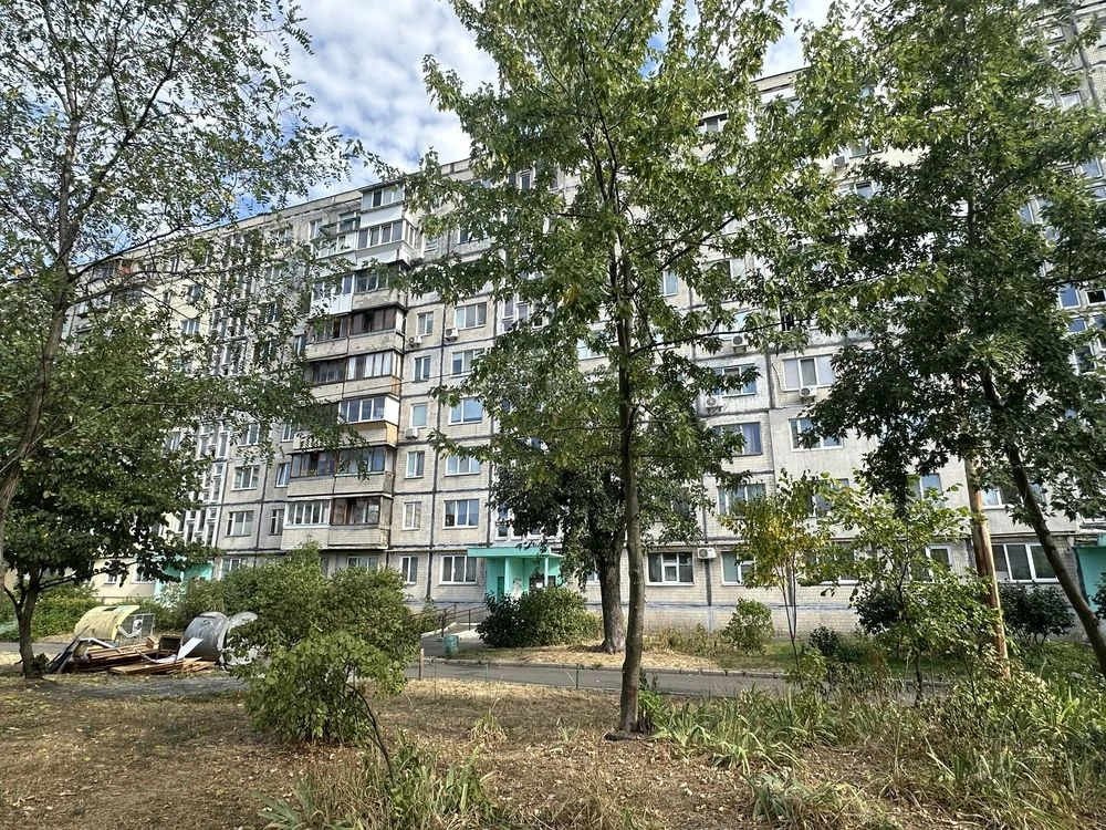 Терміновий продаж Березняки 2 кімнатна