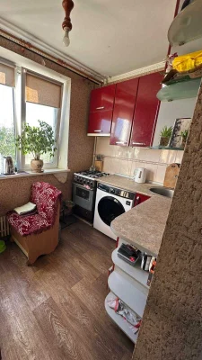 Продам 1 к. Квартиру на Залютіно