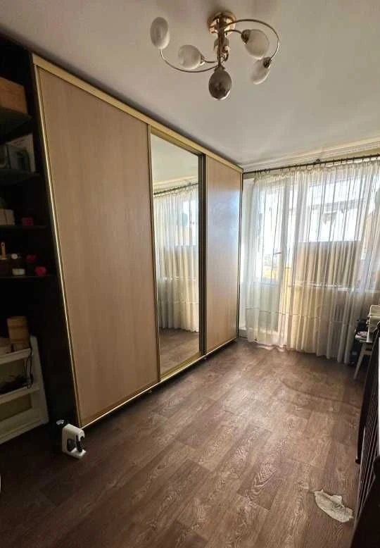 Продам 1 к. Квартиру на Залютіно