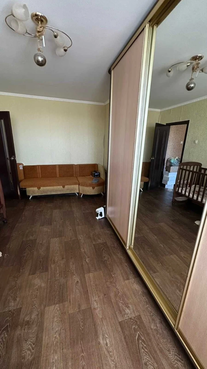Продам 1 к. Квартиру на Залютіно