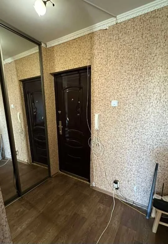 Продам 1 к. Квартиру на Залютіно