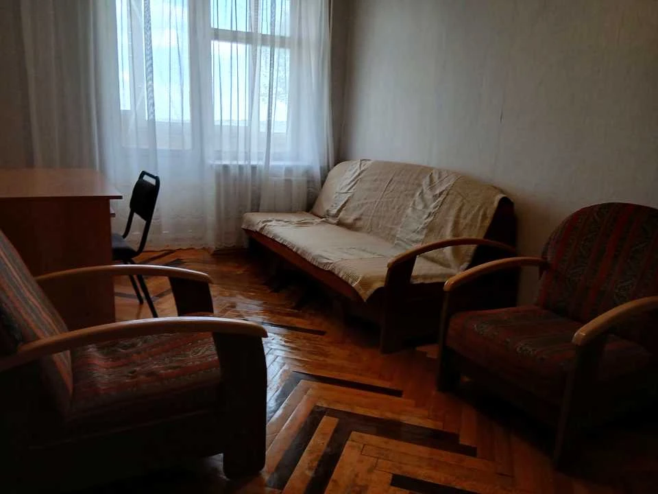 Квартира. Київ, Виставкова вул.