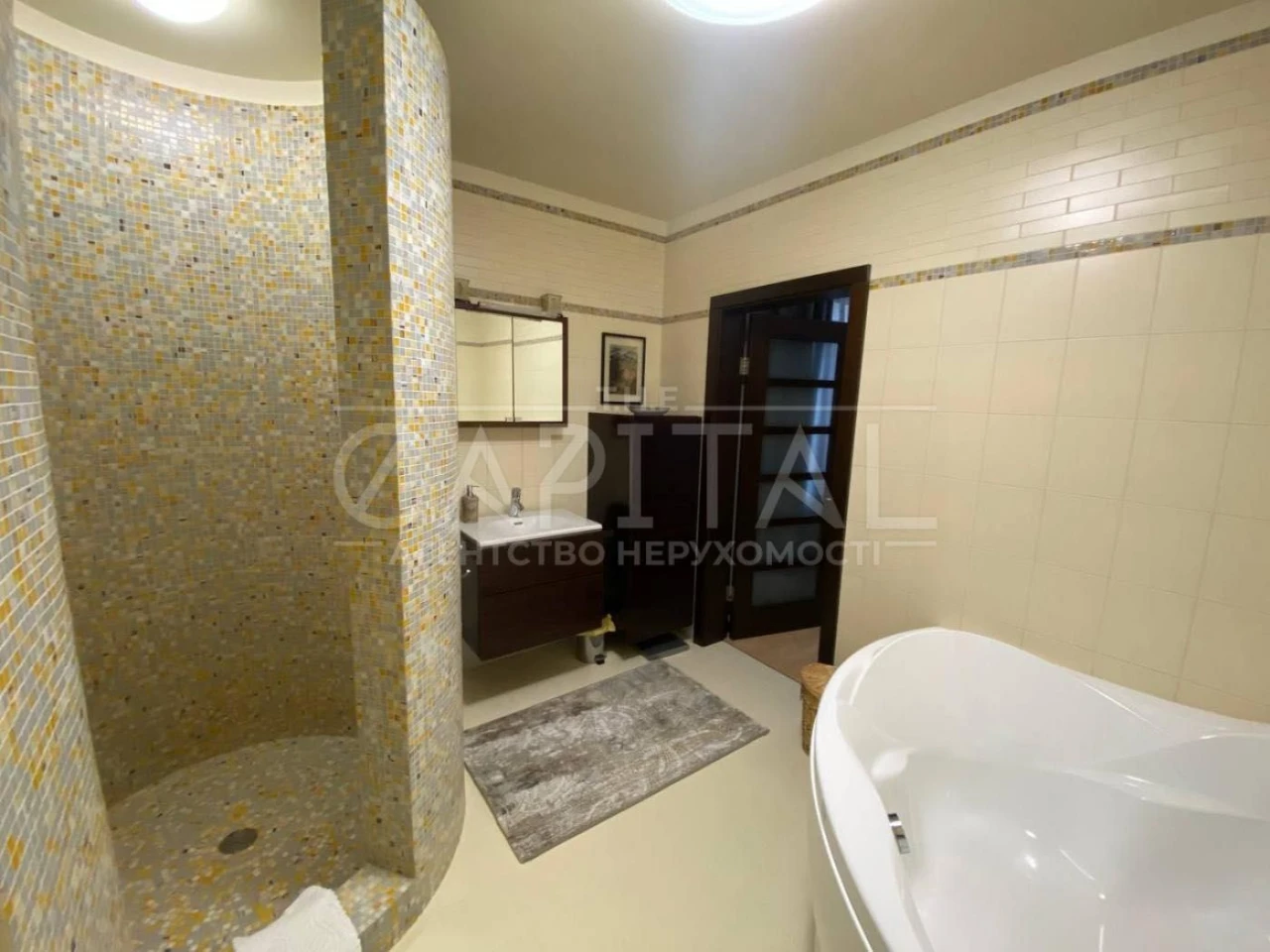 Продаж 3к квартира Амосова генератор, інвертор, підземний па