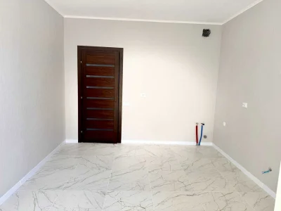 Шикарна 1-кімнатна 53 м² | 3 м стелі | якісний ремонт | здан