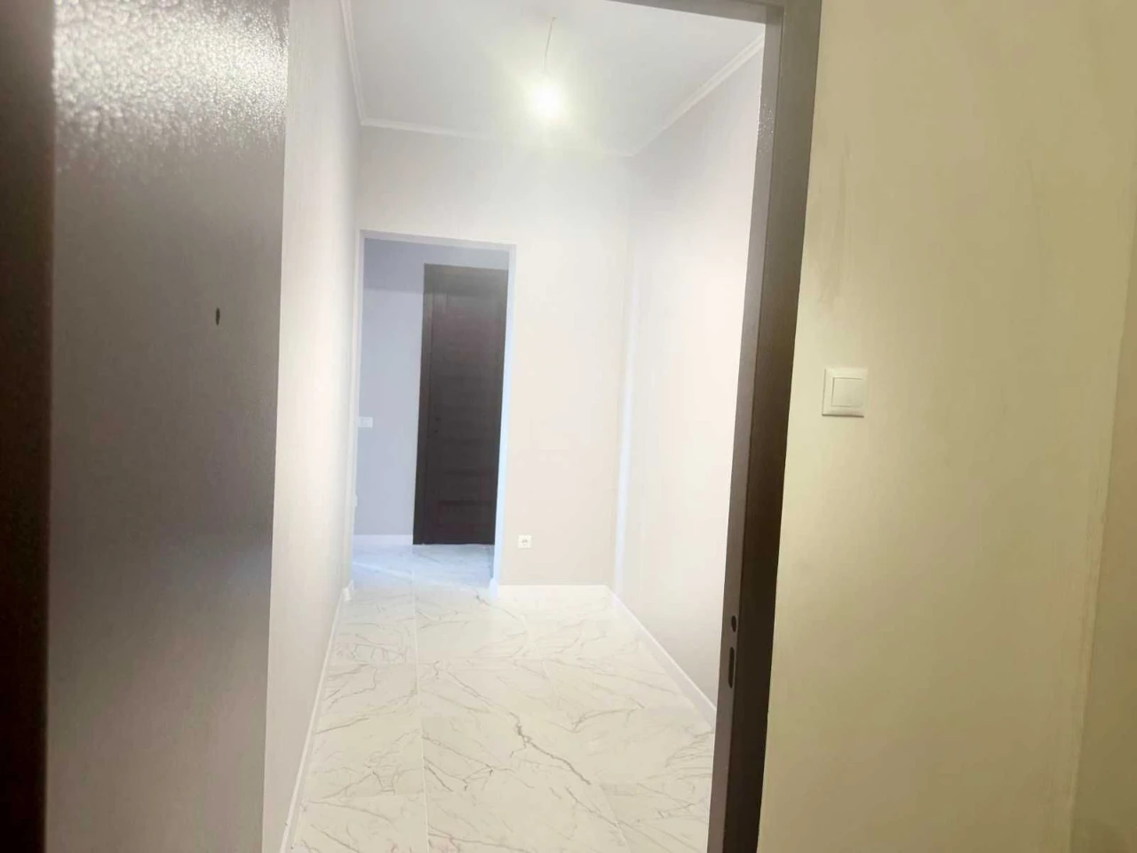 Шикарна 1-кімнатна 53 м² | 3 м стелі | якісний ремонт | здан