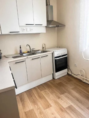 Продам двокімнатну квартиру, вул. Південна/вул. Старопортофр